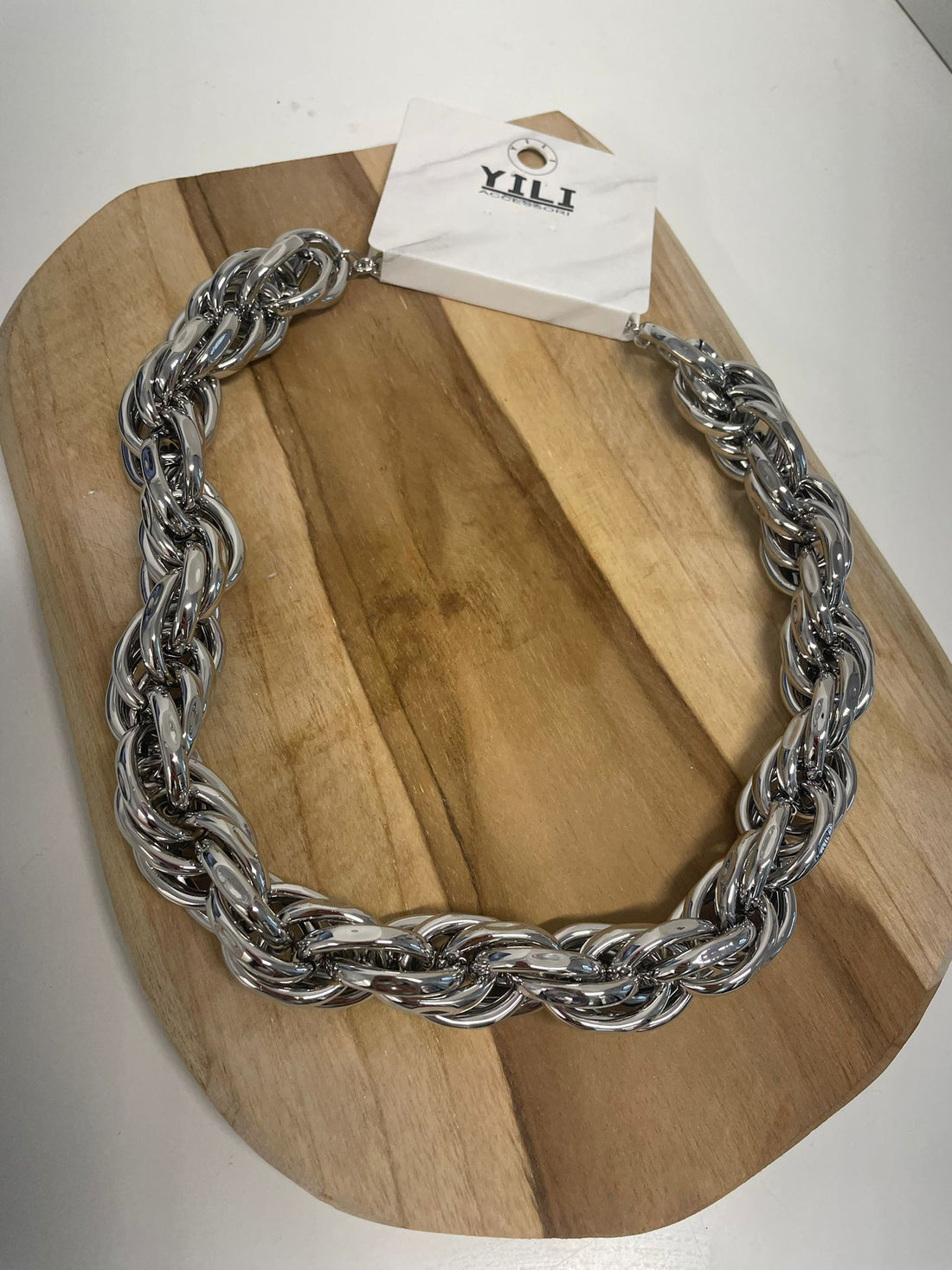 Collana Teresa